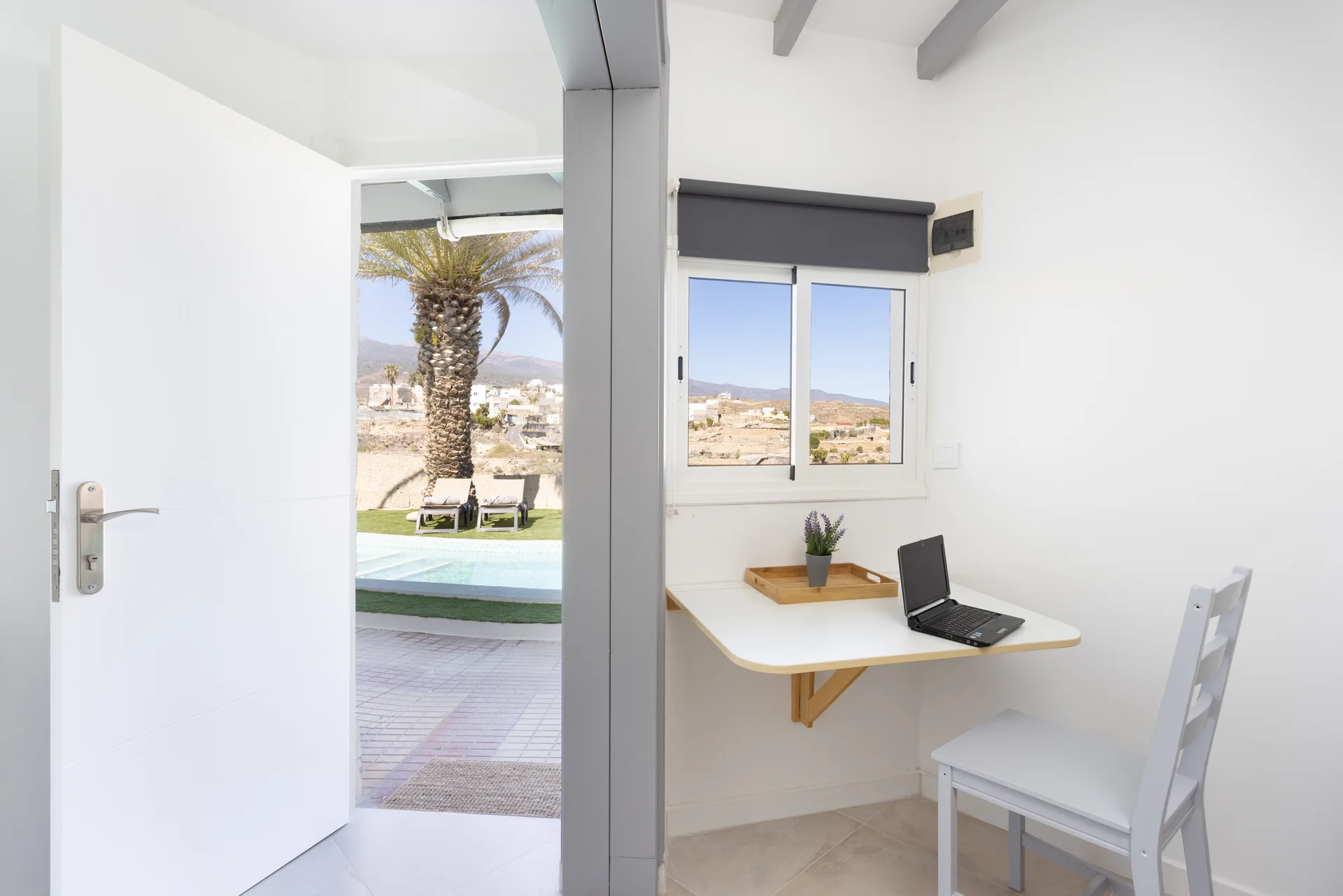 Entrance with pool view